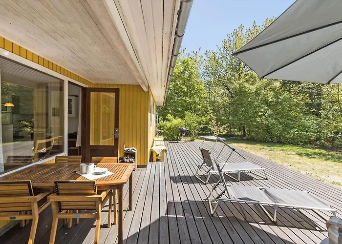 1471-aakirkeby-sluseparken-2 *