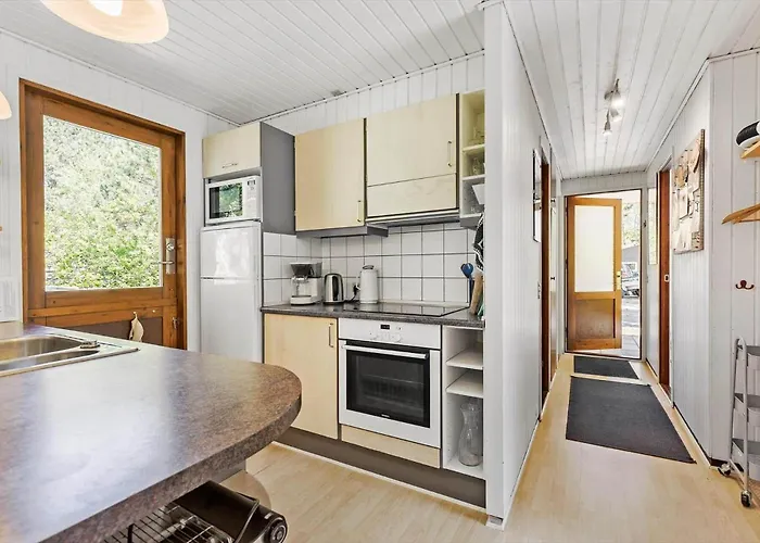 1471-aakirkeby-sluseparken-2 Vester Somarken