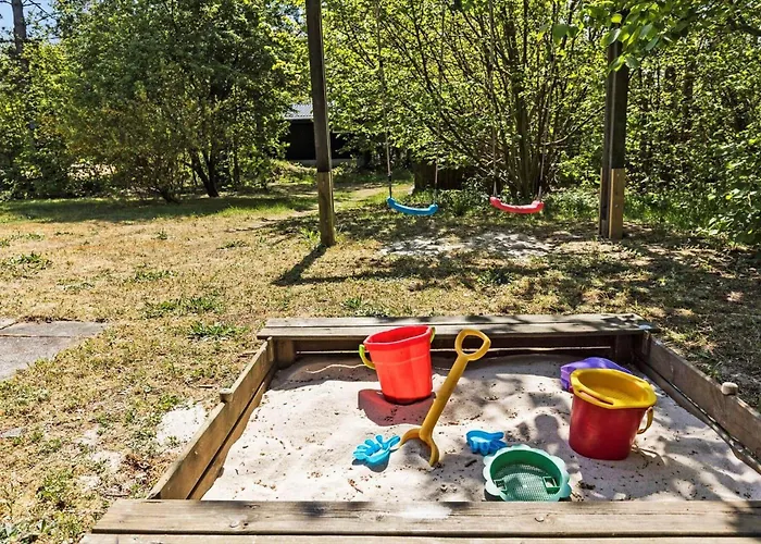 1471-aakirkeby-sluseparken-2 Σπίτι διακοπών